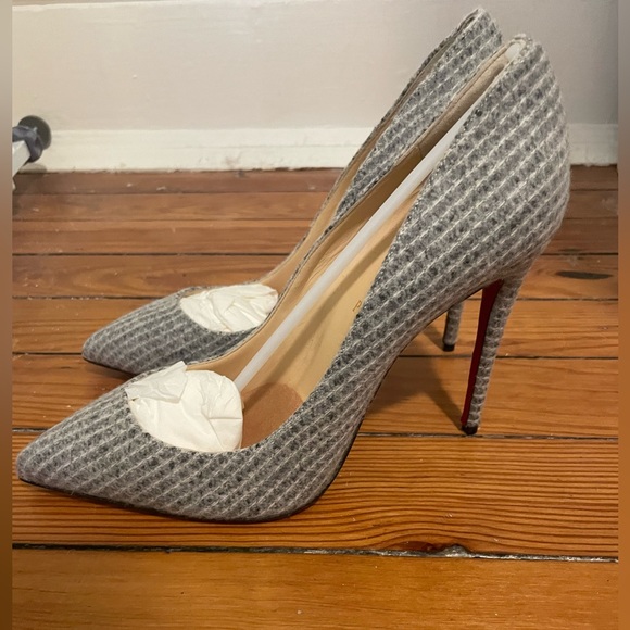 New, unworn with tags Louboutin heels - Picture 4 of 6